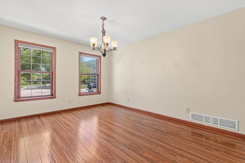 669 Windtree Knolls, Eagan, MN 55123