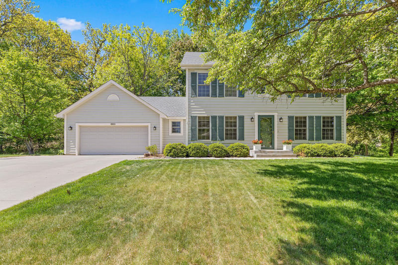 669 Windtree Knolls, Eagan, MN 55123