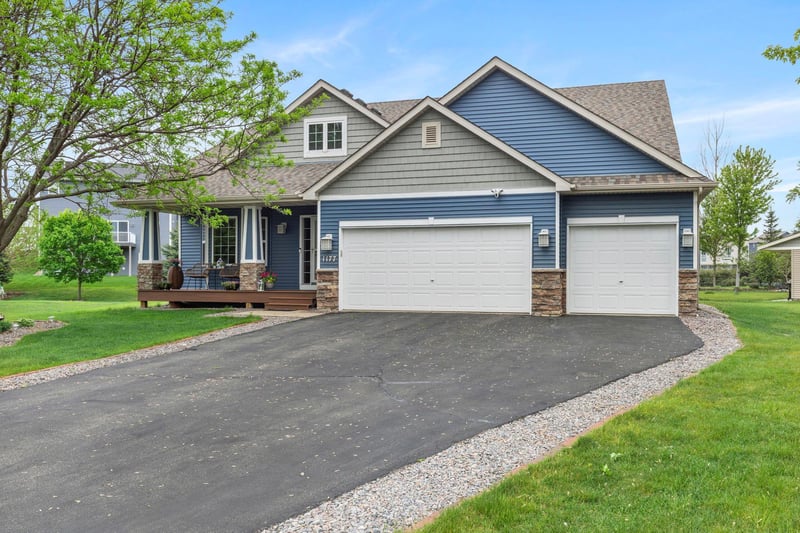 1177 Danube Ave, Shakopee, MN 55379