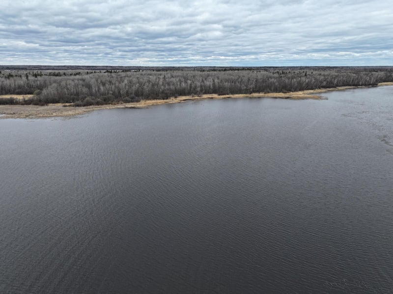 7710 Youngs Bay Dr NW, Angle Inlet, MN 56711