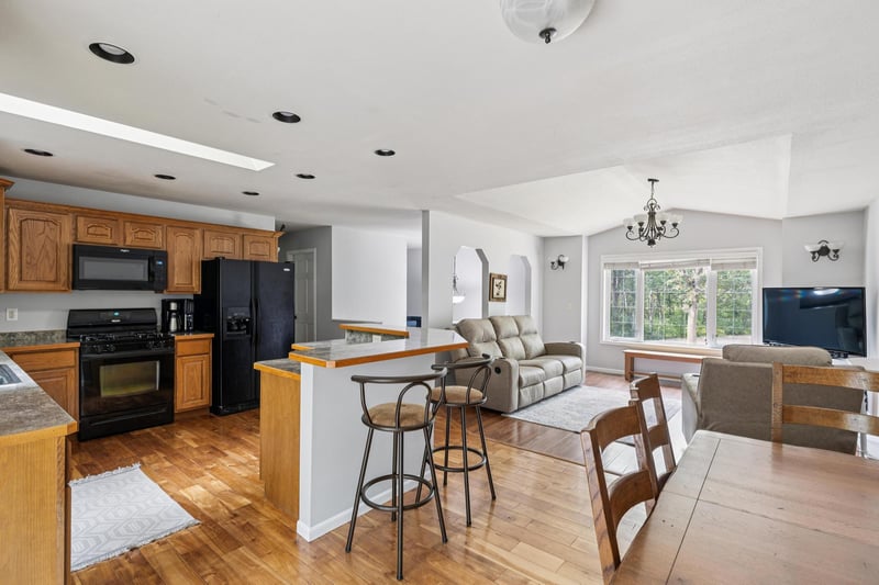 7178 Burr Ln, Brainerd, MN 56401