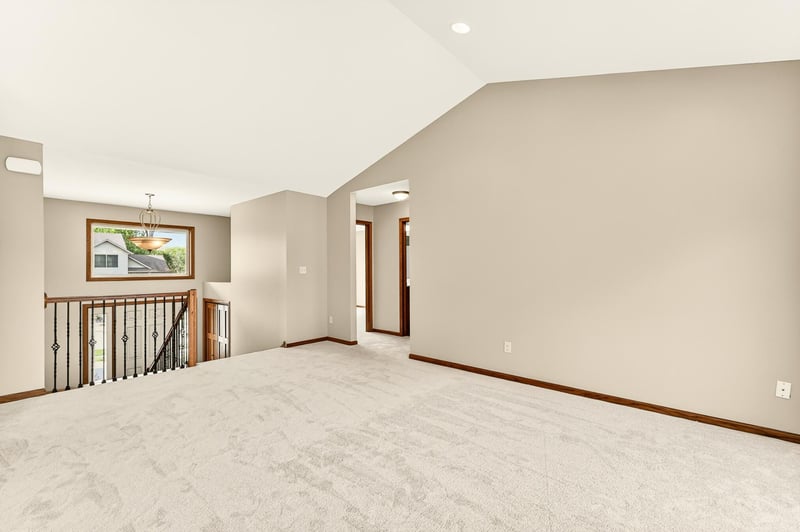 2350 Ponderosa Dr SW, Rochester, MN 55902