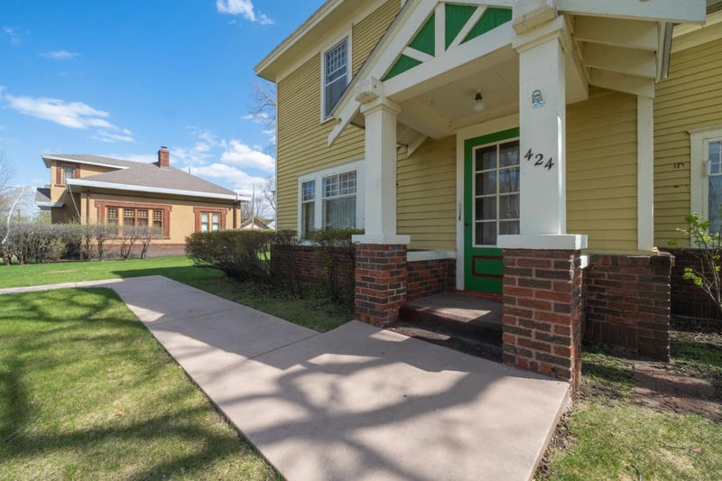 424 6th Ave W, Alexandria, MN 56308