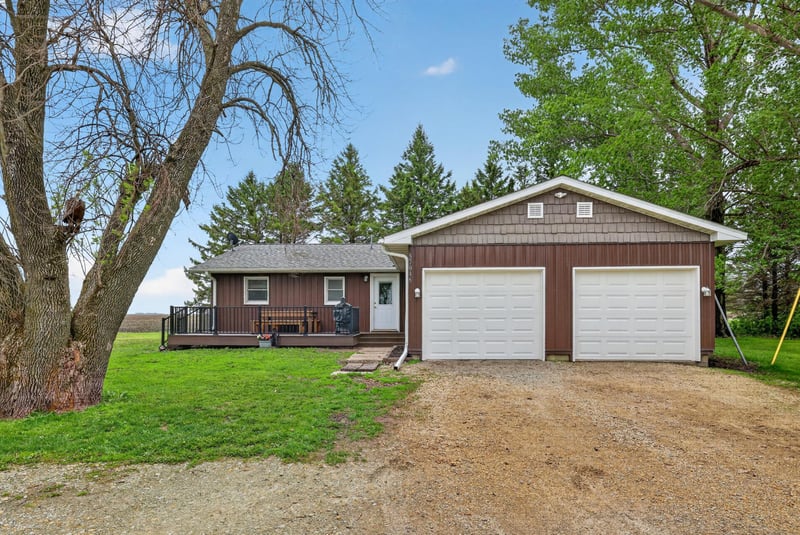 57042 - 57046 160th Ave, West Concord, MN 55985