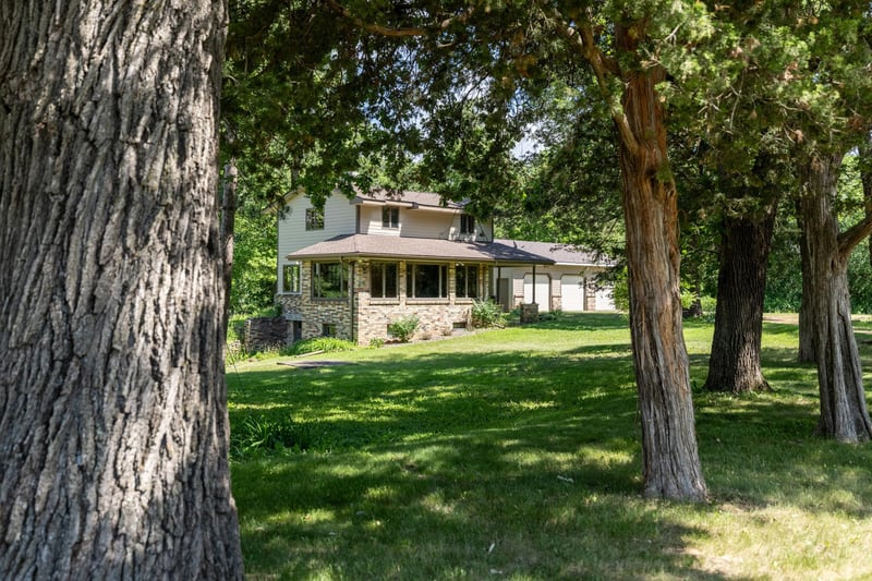 10023 Grey Cloud Island Dr S, Saint Paul Park, MN 55071