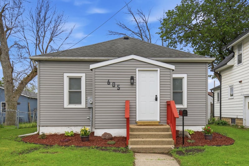 605 9th Ave SW, Austin, MN 55912