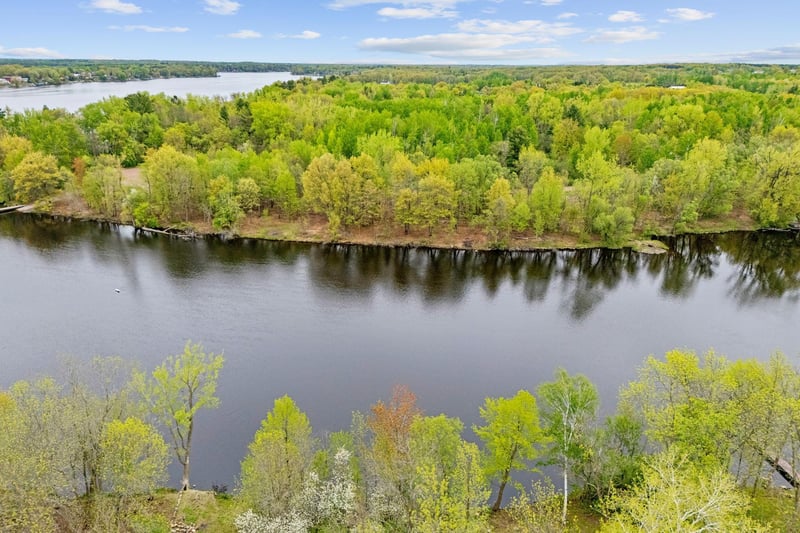 20873 Chengwatana Ct, Pine City, MN 55063