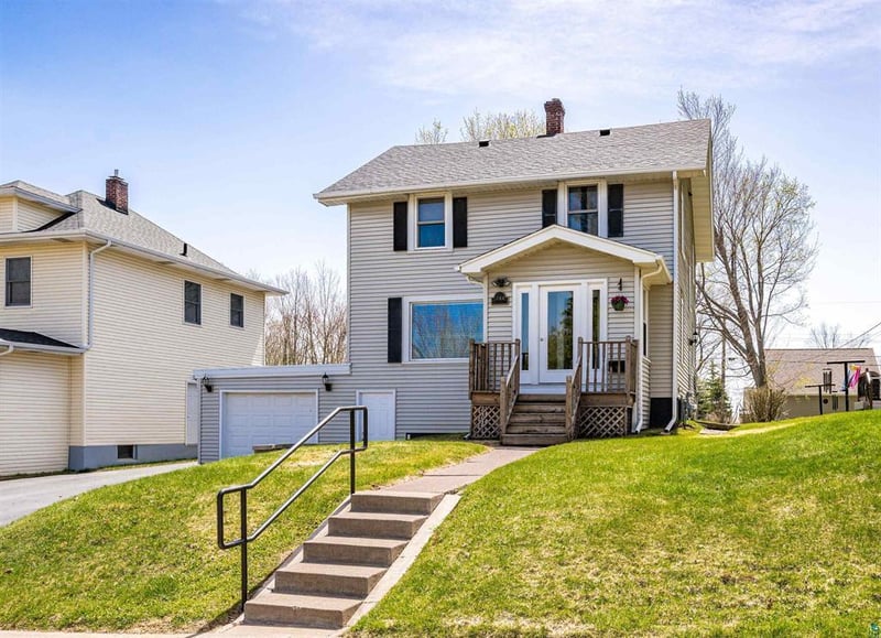 244 W Faribault St, Duluth, MN 55803