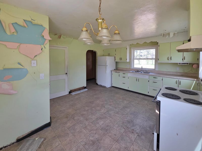 350 River Ave, Middle River, MN 56737
