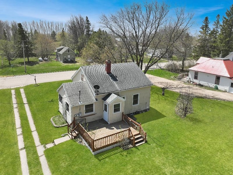 350 River Ave, Middle River, MN 56737