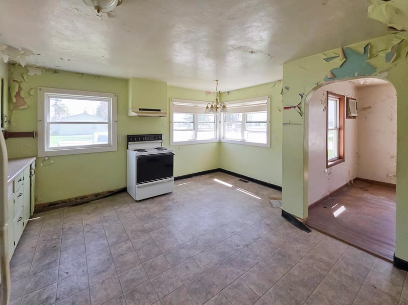 350 River Ave, Middle River, MN 56737