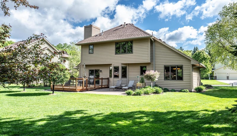 868 Basswood Ln, Eagan, MN 55123