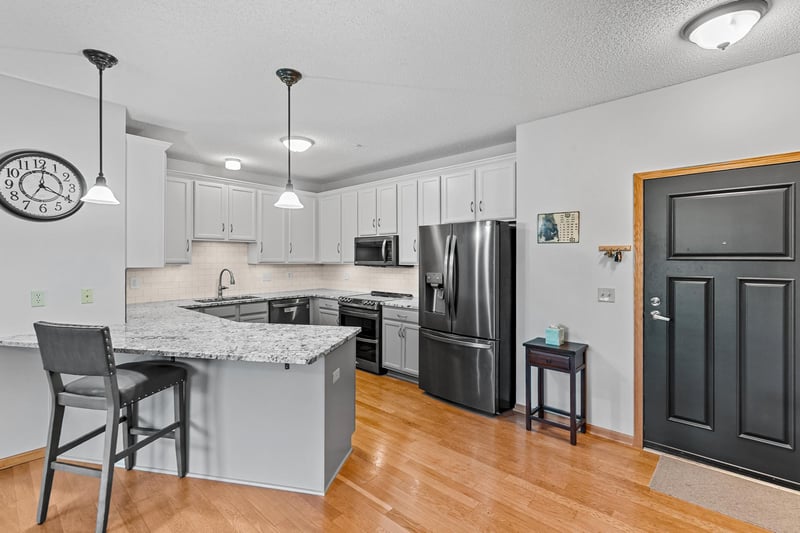 2530 E 34th St #210, Minneapolis, MN 55406