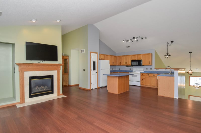7559 Derby Ln, Shakopee, MN 55379