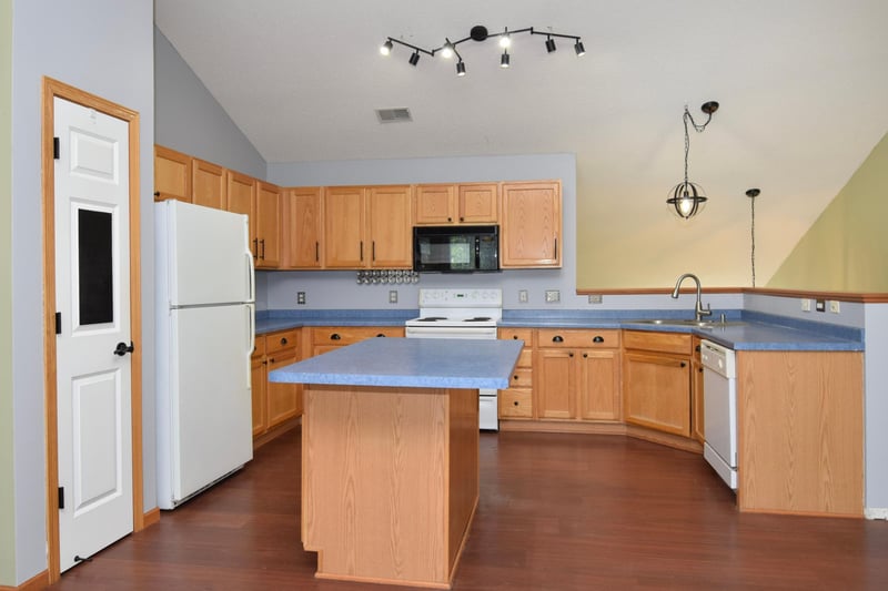7559 Derby Ln, Shakopee, MN 55379