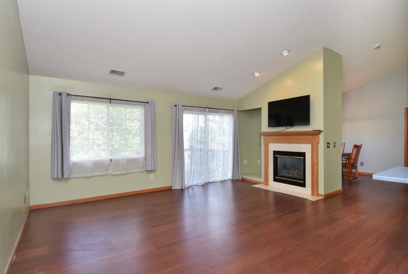 7559 Derby Ln, Shakopee, MN 55379
