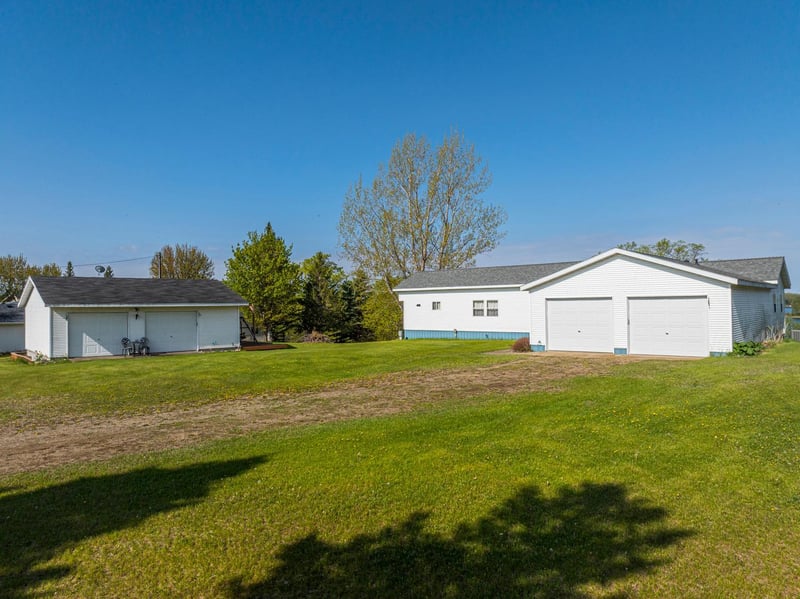 45721 Sunnybrook Ln, Vergas, MN 56587