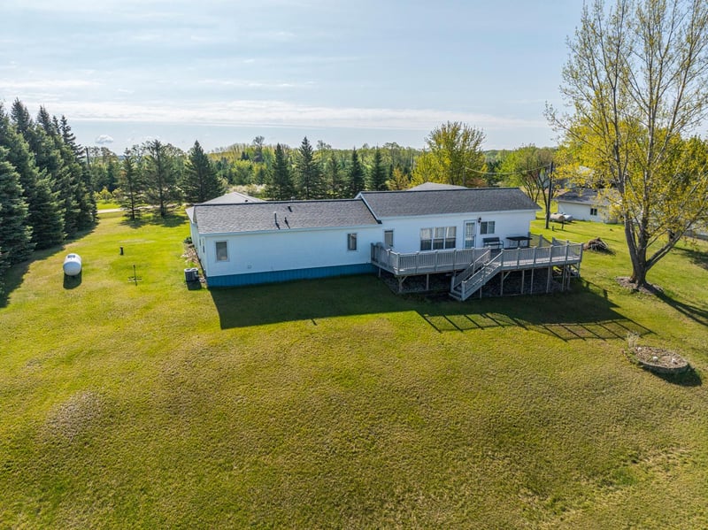 45721 Sunnybrook Ln, Vergas, MN 56587
