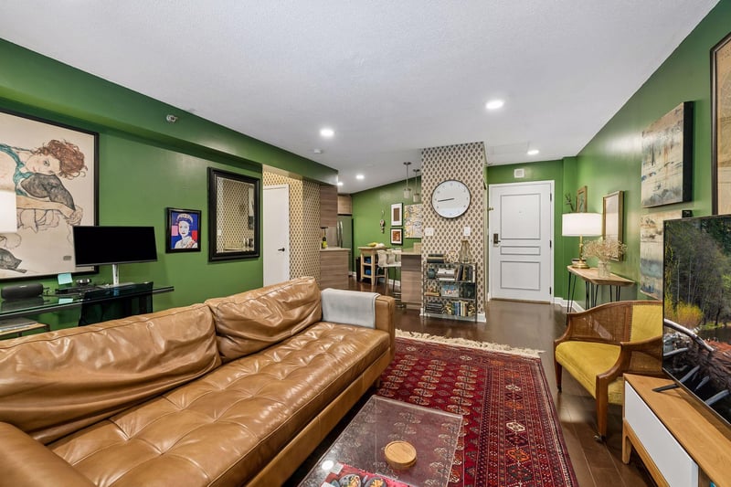 3131 Excelsior Blvd #113, Minneapolis, MN 55416