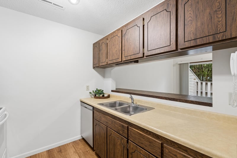 918 120th Ln NW, Coon Rapids, MN 55448