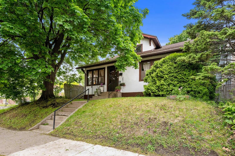 3207 Oliver Ave N, Minneapolis, MN 55412