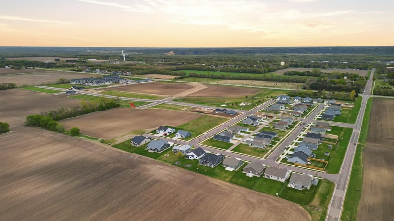 2134 Benson St, Saint Peter, MN 56082