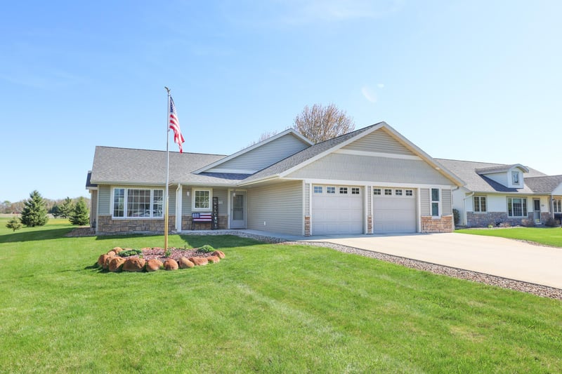 635 Dewberry Ln, Alexandria, MN 56308