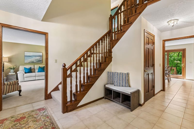 8050 134th St W, Apple Valley, MN 55124