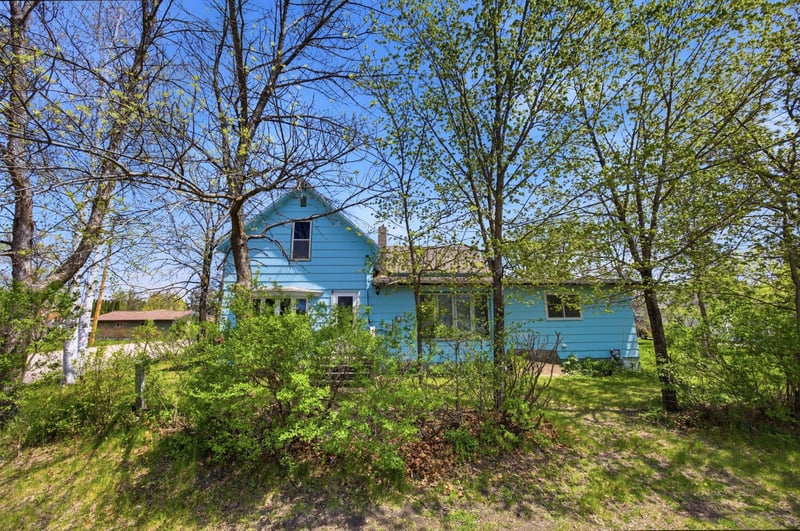 201 E Oak Ave, Frazee, MN 56544