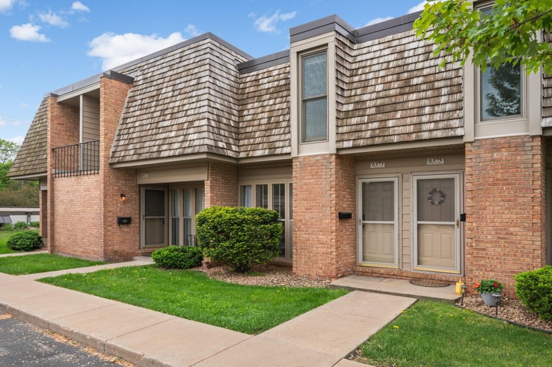 6373 Barrie Rd, Edina, MN 55435