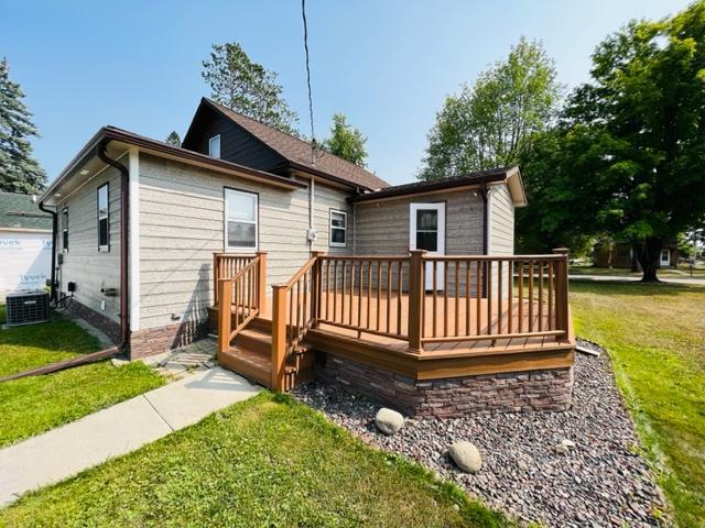 104 Cedar St NE, Remer, MN 56672