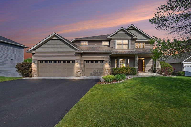 1241 Knight Ln, Watertown, MN 55388