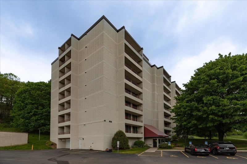 625 19th St NW #607, Rochester, MN 55901