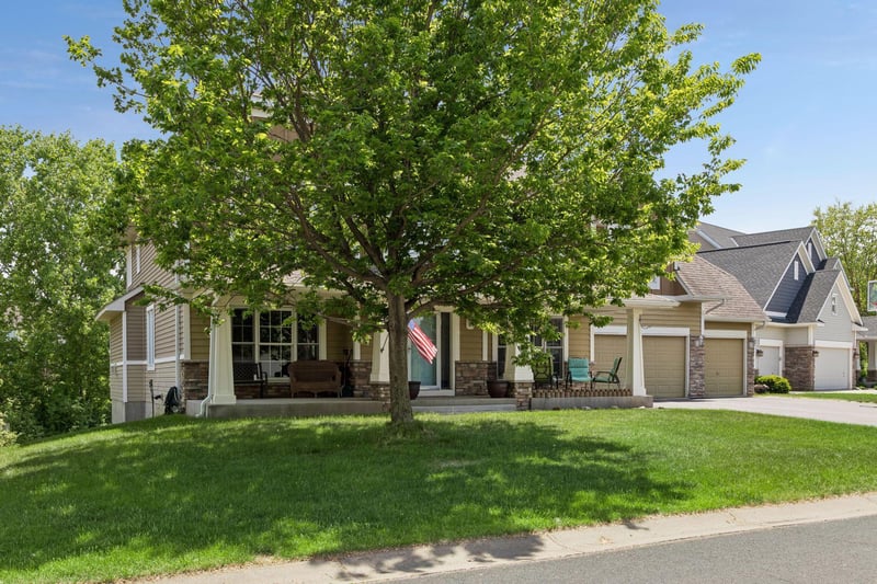 3742 Crosscliffe Pa, Rosemount, MN 55068