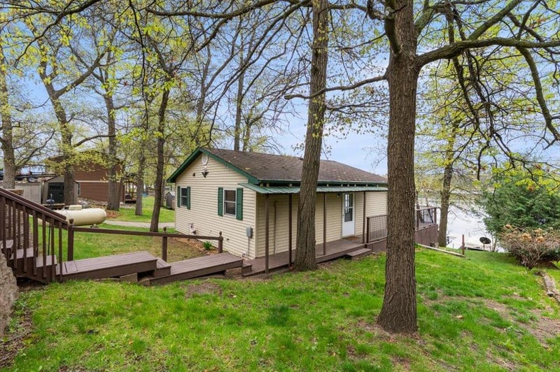 2217 Birchcrest Dr, Motley, MN 56466