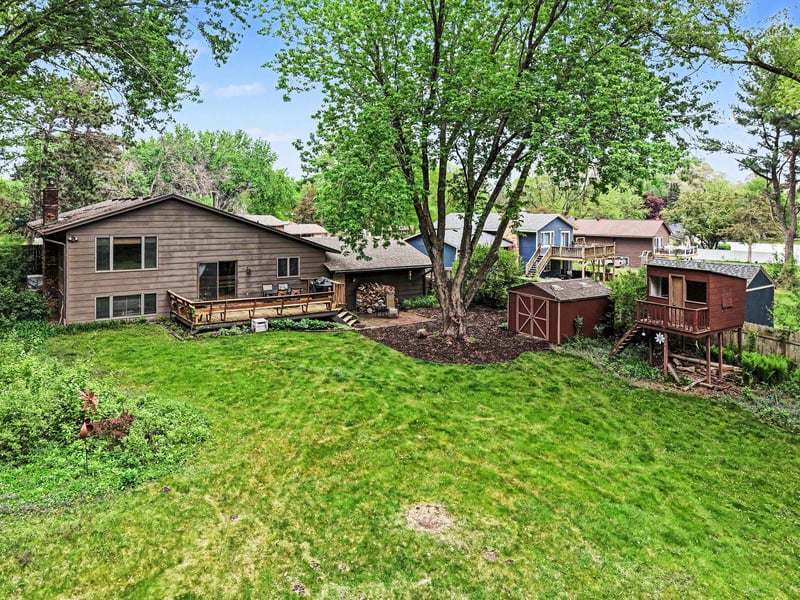 16011 3rd St N, Lakeland, MN 55043
