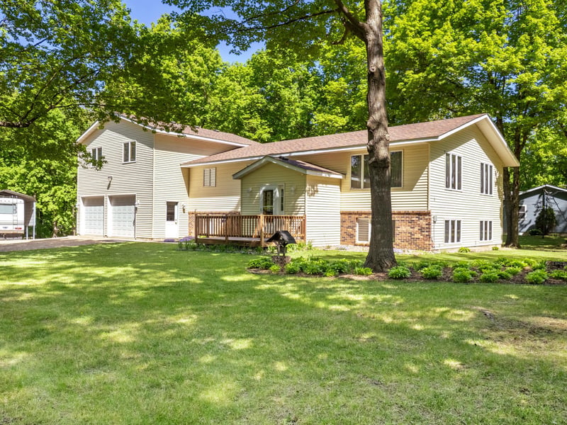 13922 68th St NW, Annandale, MN 55302