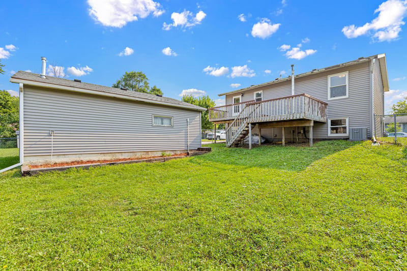 2434 Parkview Ln SE, Rochester, MN 55904
