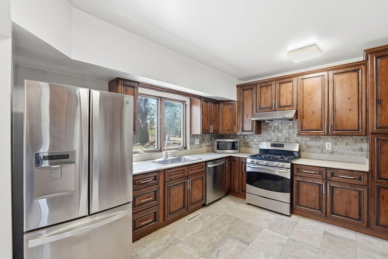 10501 Fillmore St NE, Blaine, MN 55434