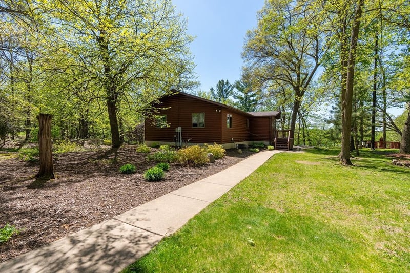 N705 298th St, Eau Galle, WI 54737