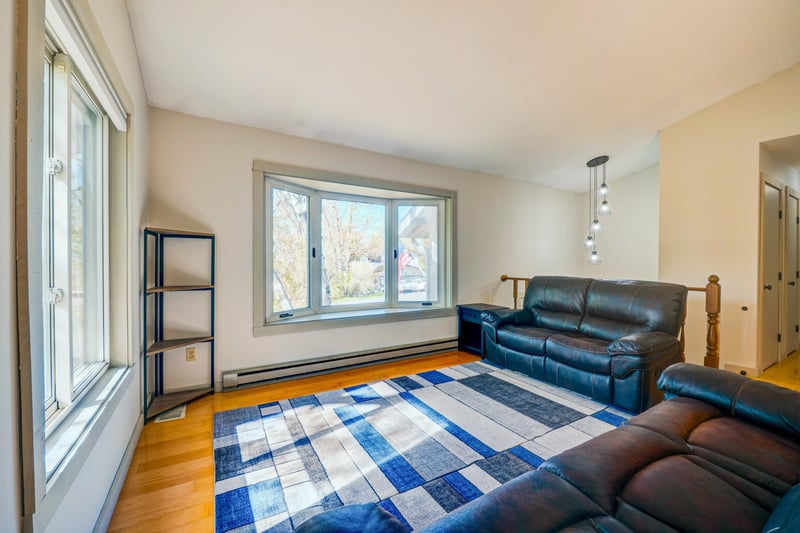 101 Summit Ave W, Walker, MN 56484