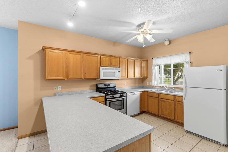 2828 Brewers Ln, Stillwater, MN 55082