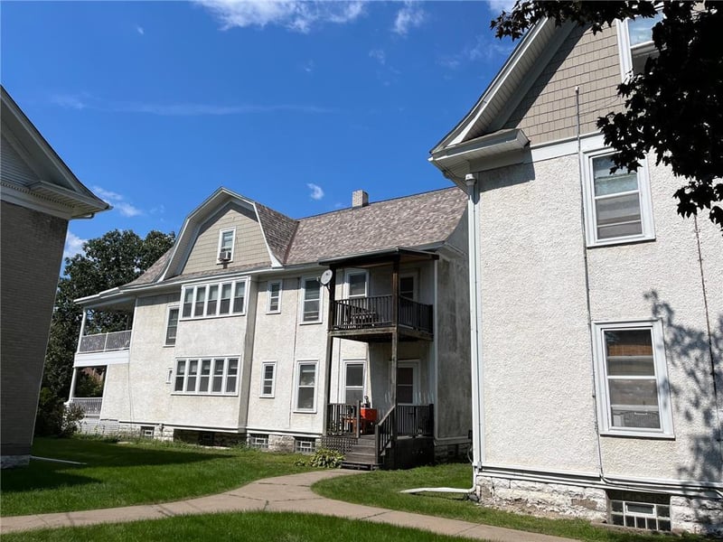 2205 Pleasant Ave, Minneapolis, MN 55404