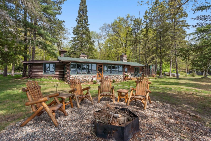 5849 White Spruce Ln NW, Hackensack, MN 56452