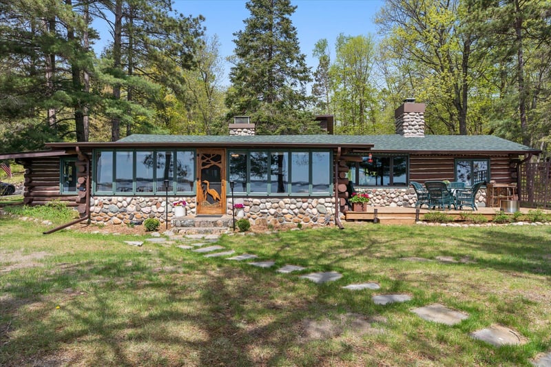 5849 White Spruce Ln NW, Hackensack, MN 56452