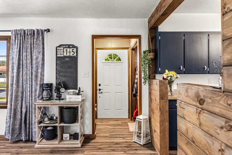 308 20th Ave W, Menomonie, WI 54751