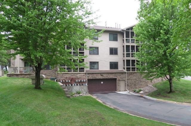 3801 W 98th St #402, Bloomington, MN 55431