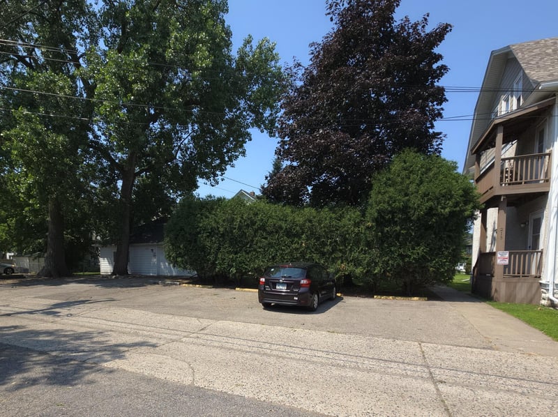2209 Pleasant Ave, Minneapolis, MN 55404