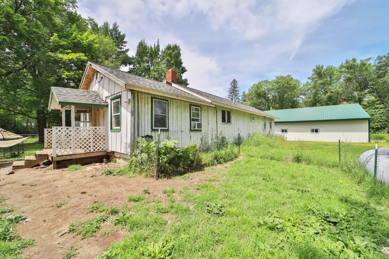 49383 Lake Ave, Mcgregor, MN 55760