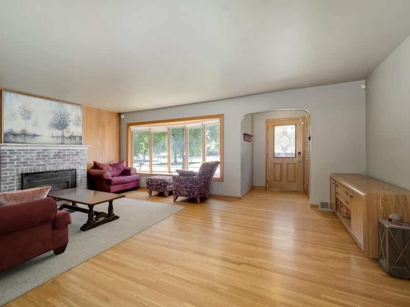 607 Swan St, Le Sueur, MN 56058